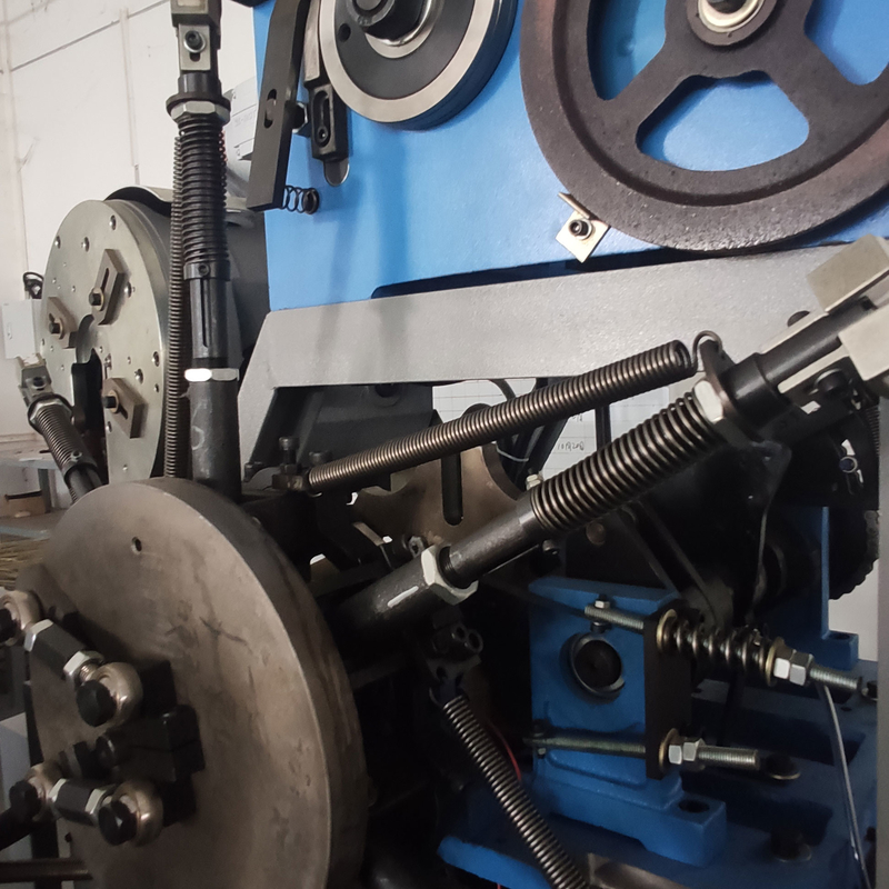 機械を作る80-220mmのスプリング入りマットレスの生産ライン4.5kva Bonnellワイヤーばね