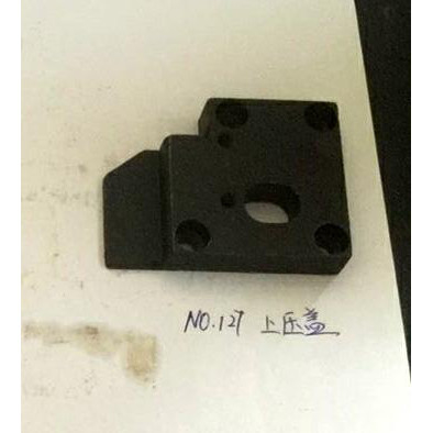 0.6-0.8Mpaマットレス テープ端機械構成の潜在的な変圧器腺カバー